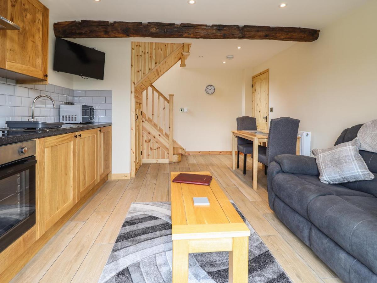 Old Cart House Villa Oswestry Exterior photo
